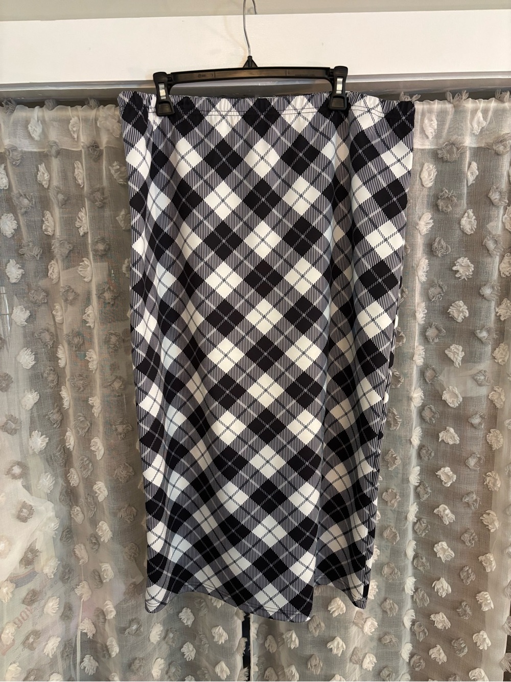Black & White Plaid Pencil Skirt - Women's Tailored Fit - Picture 1 of 6